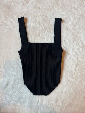 Kendall & Kylie Black Ribbed Square Neck Tank
